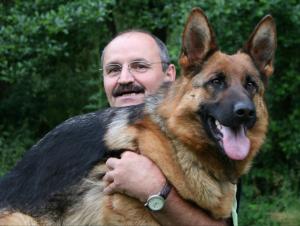 Kennel vom Demenhof Bild